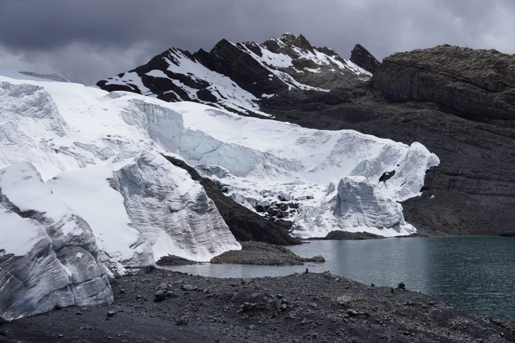Glacias Pastoruri, la ruta del cambio climático