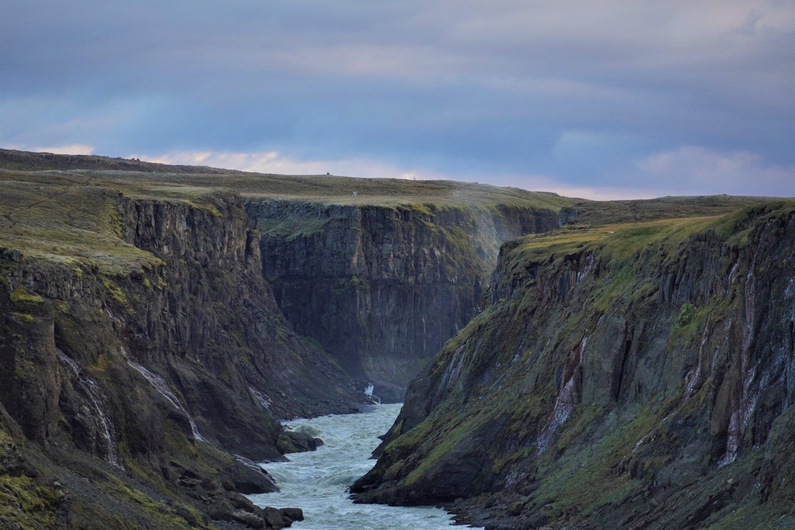 waterfall-circle-iceland waterfall circle