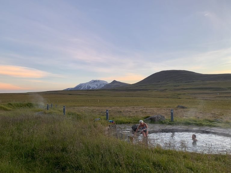aguas termales gratuitas islandia