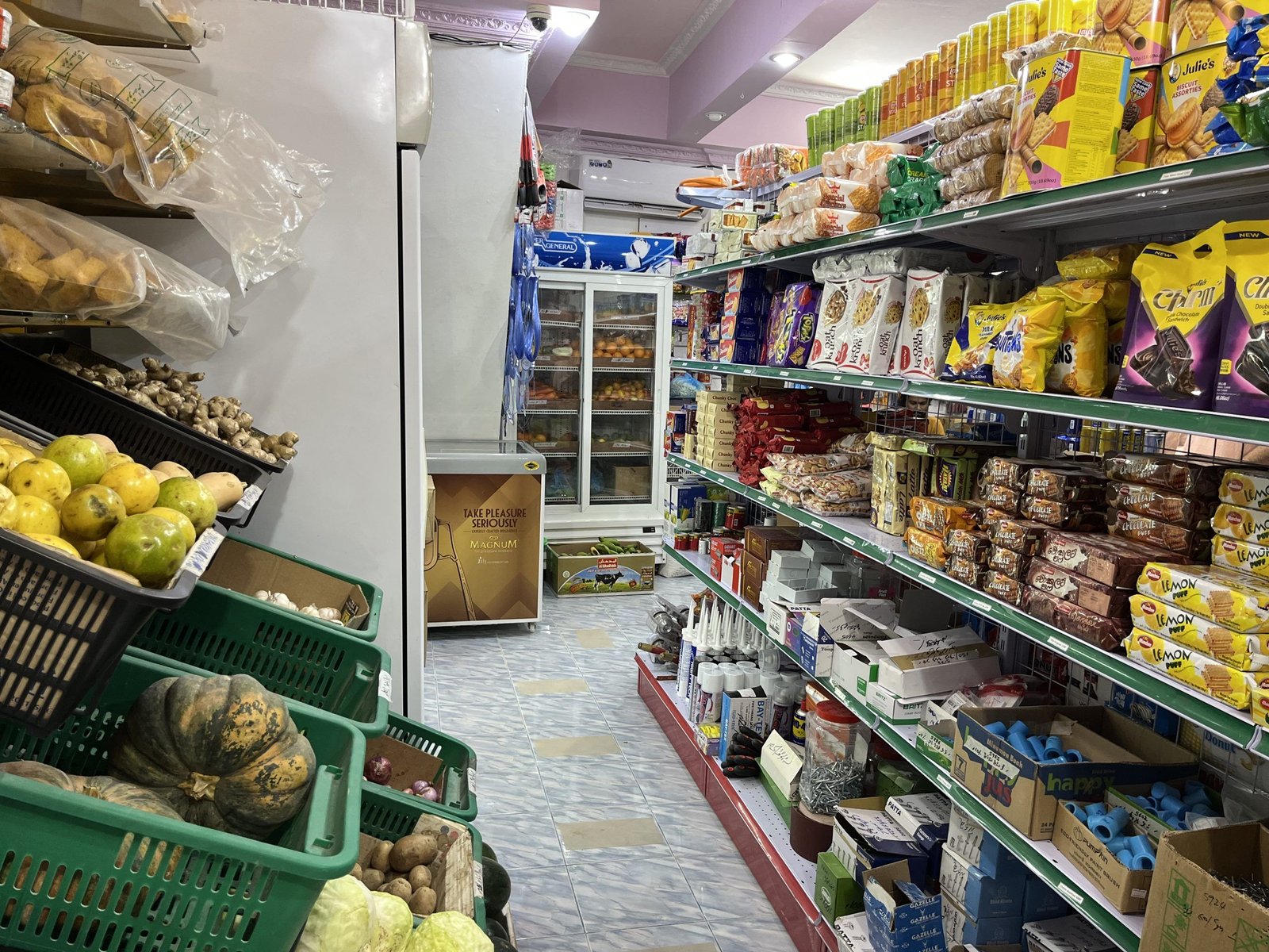 Negocio local en Maldivas cómo pagar en maldivas, dinero y tarjetas en maldivas