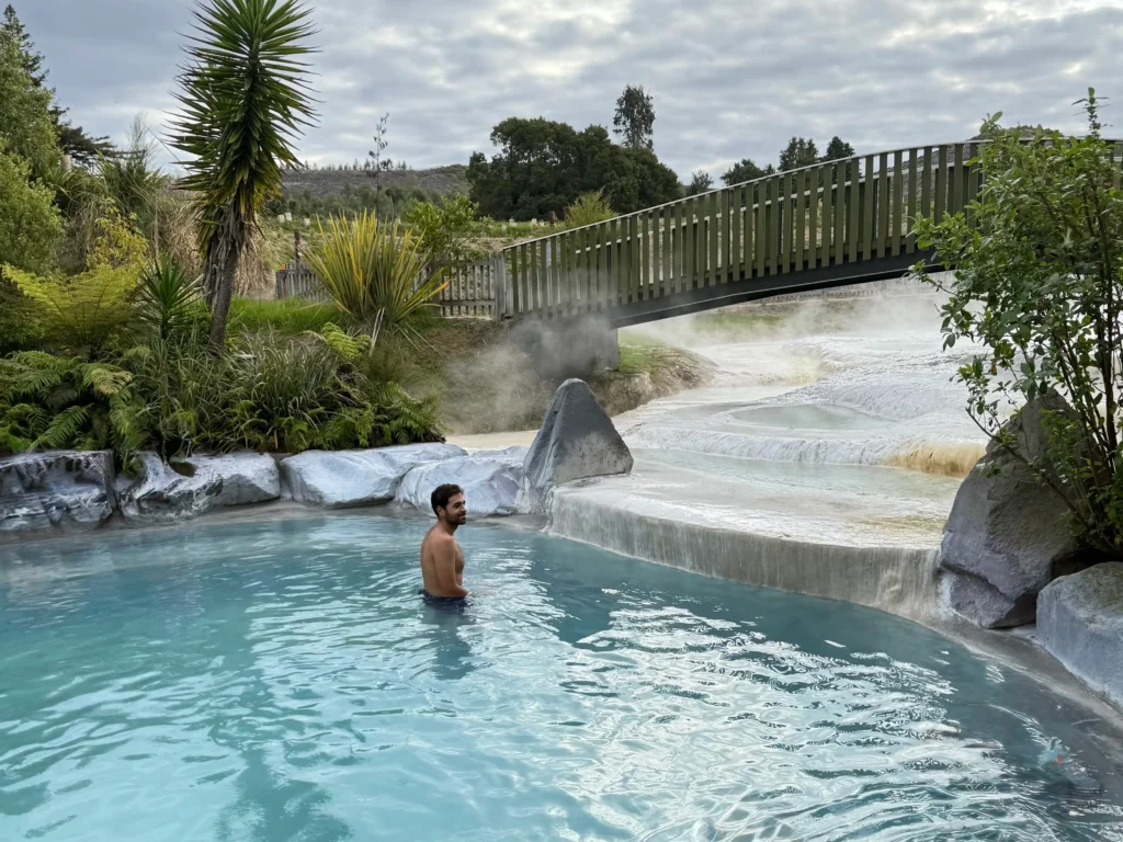 Wairakei-Terraces-taupo que ver en Taupo