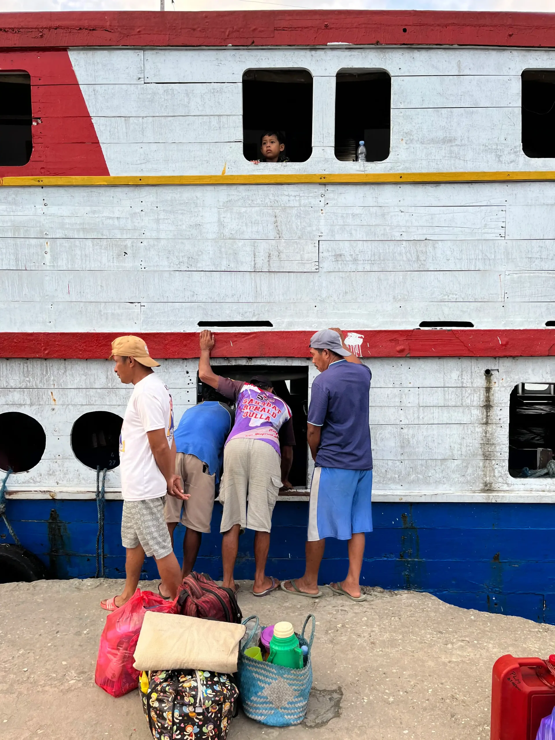 leme-leme-ferry.1_1_11zon islas Banngai en Sulawesi