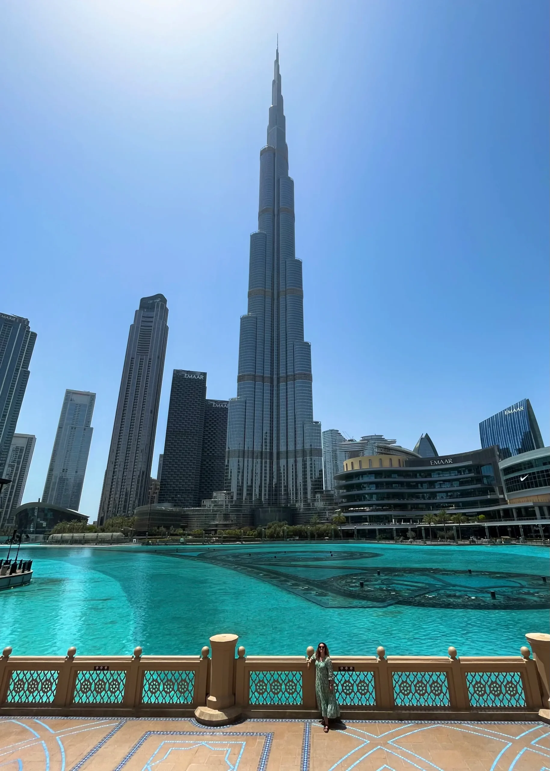 burj-khalifa que ver en dubai y donde alojarse