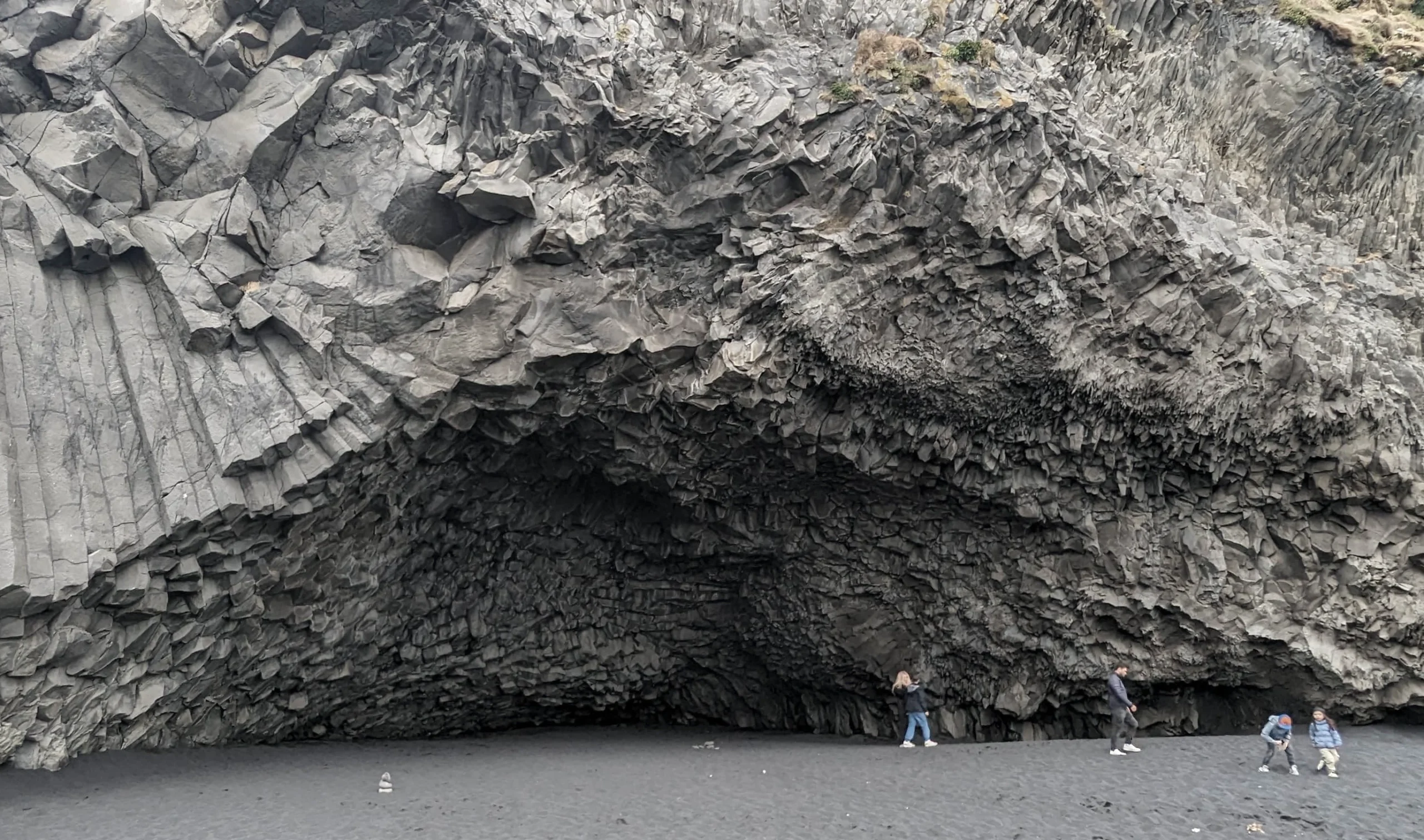 cueva-Reynisfjara como visitar Reynisfjara