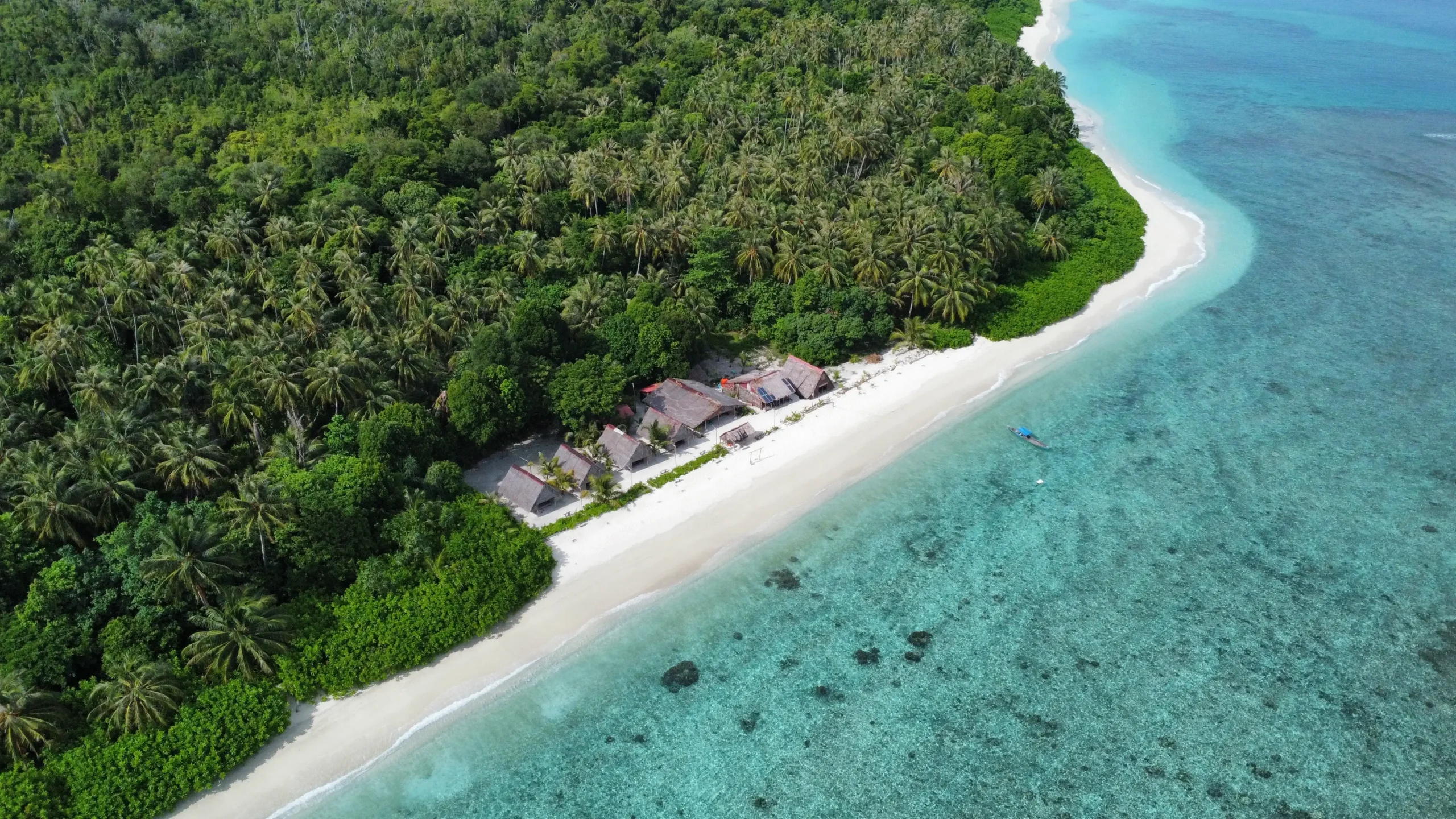 ira-bungalows-banyak Pulau Banyak guide