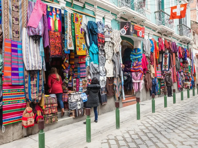 una calle comercial que ver en la Paz