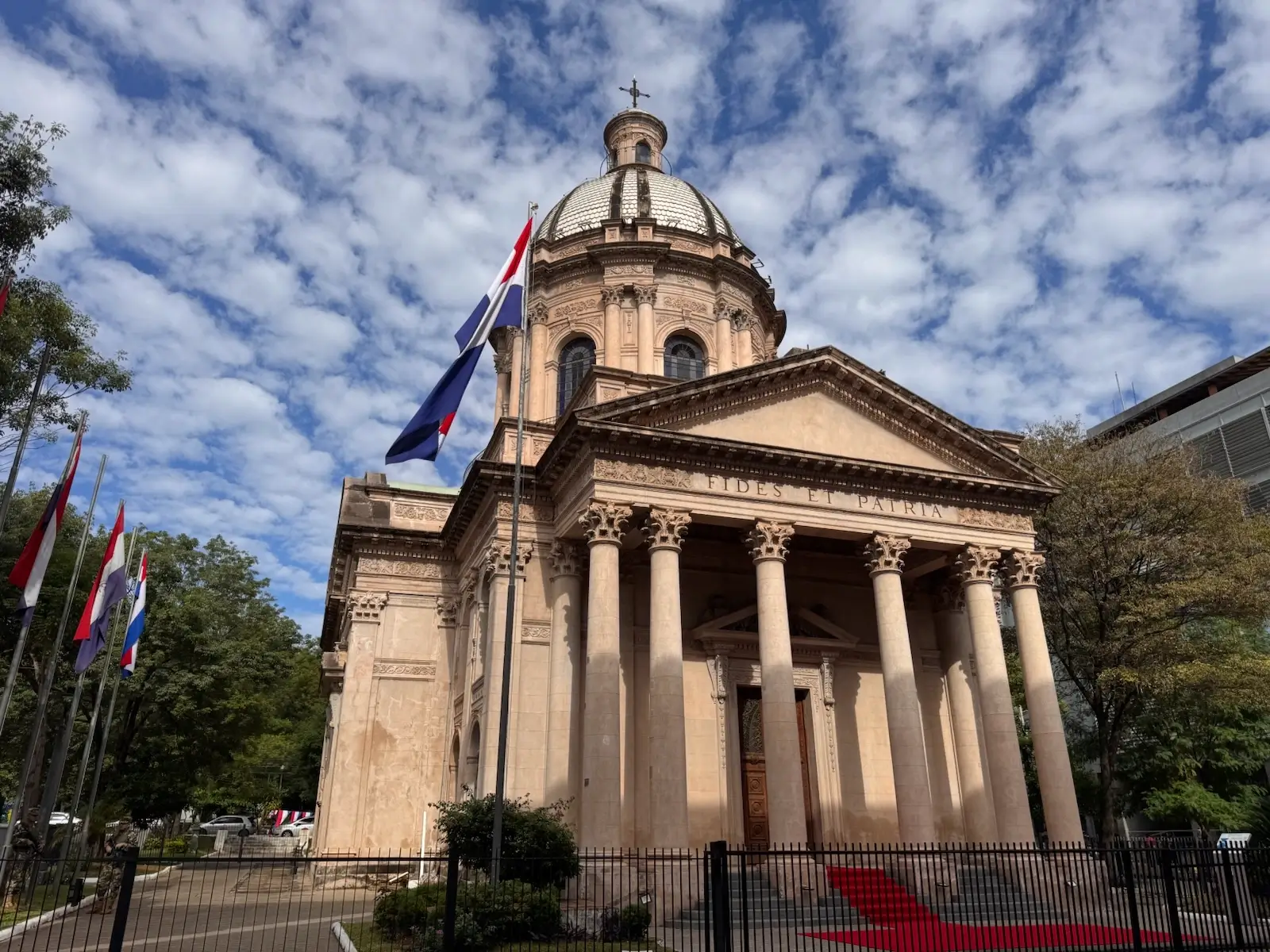 panteon-nacional-asunción Panteón Nacional de los Héroes